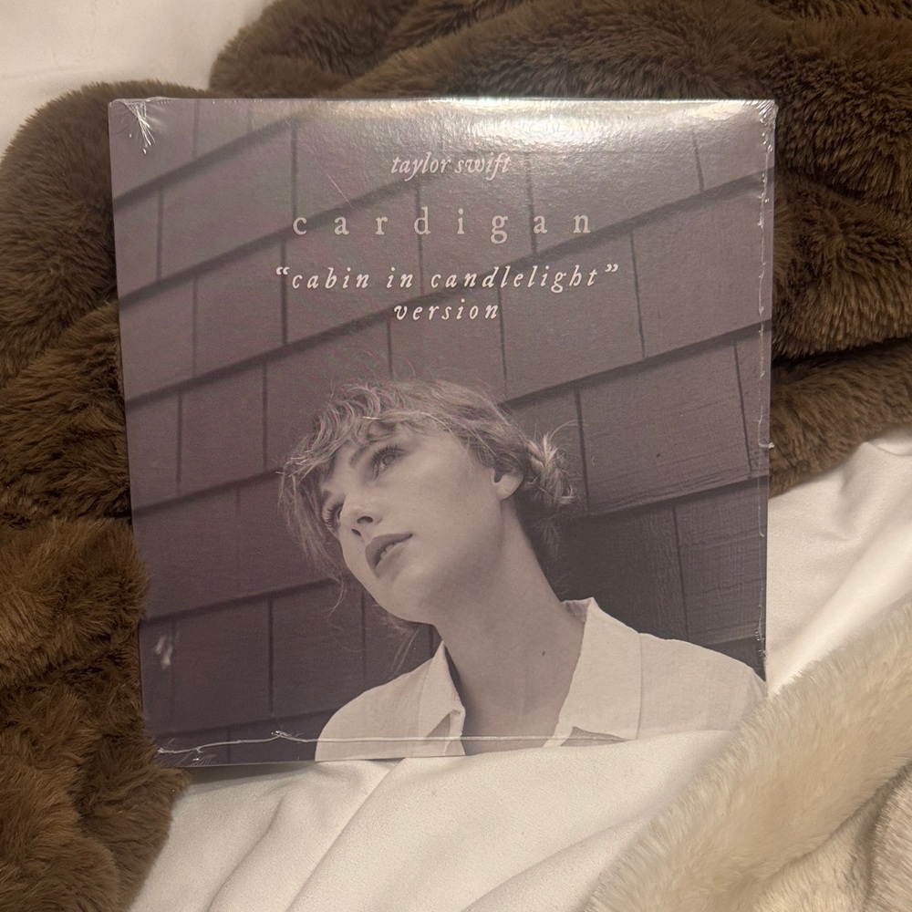 SEALED Taylor Swift 'Cardigan' cabin in candlelight Vinyl